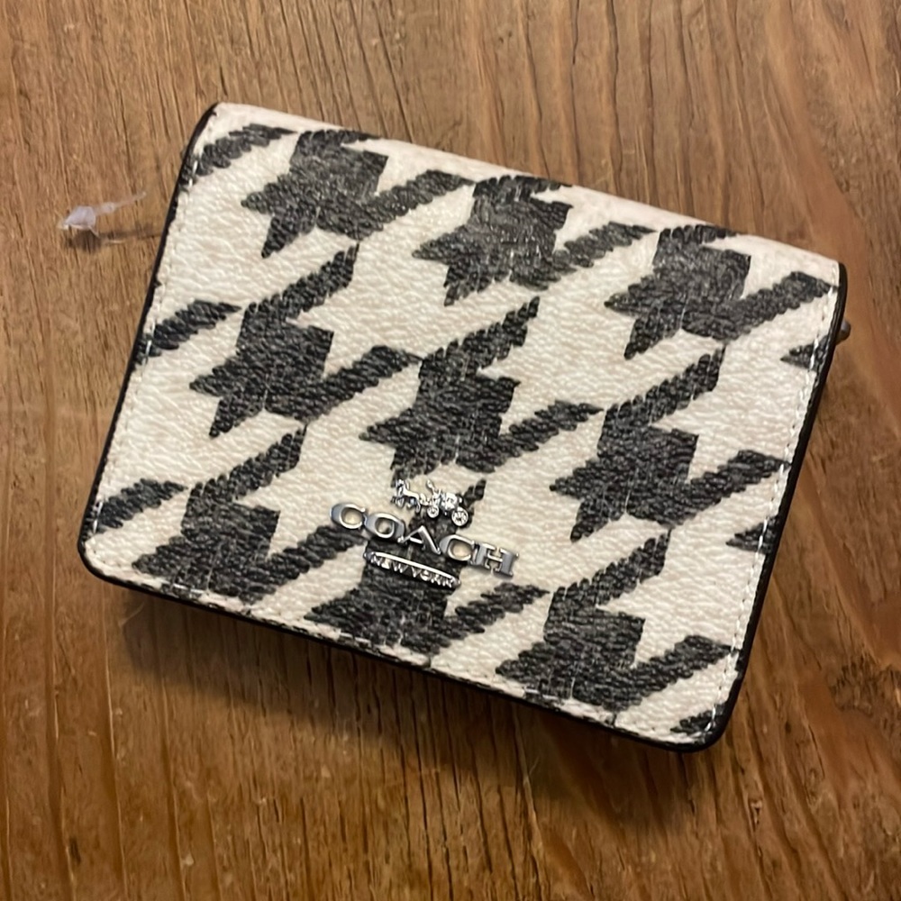 Coach Houndstooth Mini Wallet On Chain 🖤 NWT